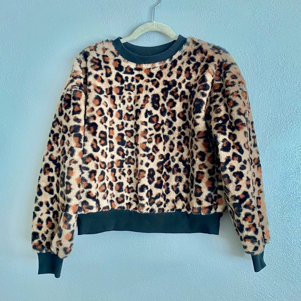 Wild Fable Size Small Leopard Soft Fleece Crewneck Pullover